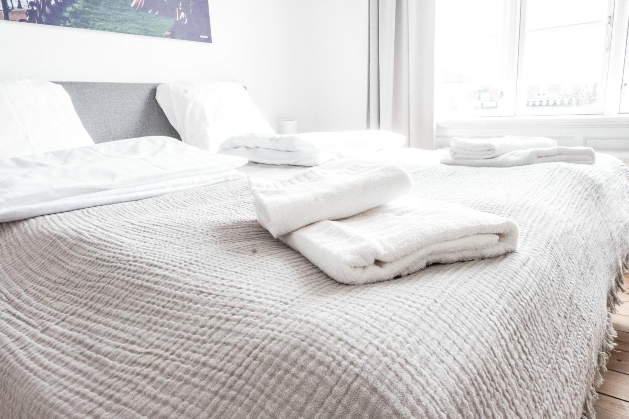 Beautiful 2-bed With Large Balcony Leilighet *